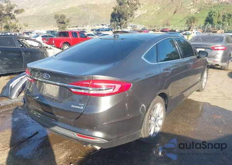2017 Ford Fusion Hybrid Se z USA, uszkodzony, nr VIN 3FA6P0LU5HR157772